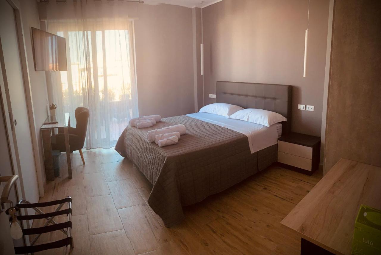 Aqua B&B - Rooms And Apartments Milazzo Extérieur photo