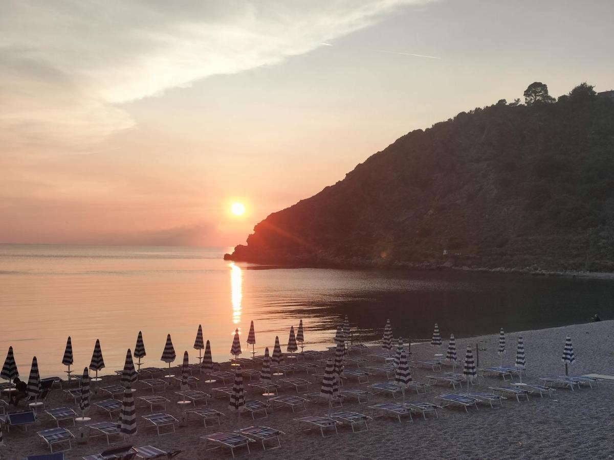 Aqua B&B - Rooms And Apartments Milazzo Extérieur photo